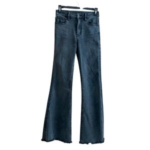 The BEST American Eagle Flare Jeans. Size 2